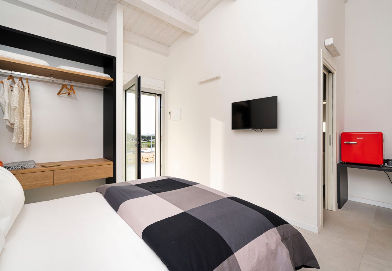 Villa a Siracusa - Lussuosa villa con piscina fronte mare, Plemmirio, Siracusa