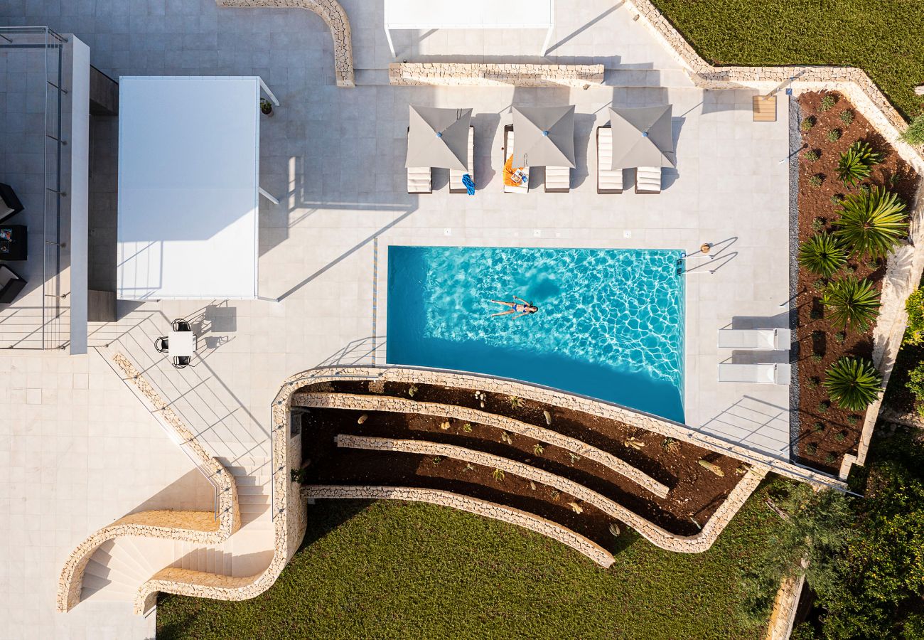 Villa a Siracusa - Lussuosa villa con piscina fronte mare, Plemmirio, Siracusa