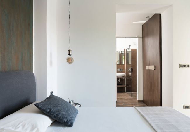 Villa a Siracusa - Lussuosa villa con piscina, jacuzzi e accesso al mare, Di Casa In SIcilia Villa a Siracusa - Lussuosa villa con piscina, jacuzzi e accesso al mare, Di Casa In SIcilia