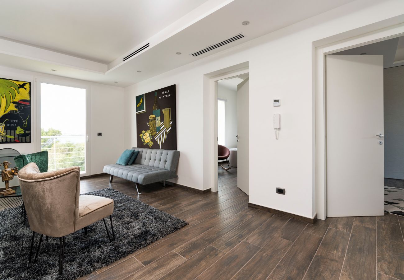 Villa a Siracusa - Lussuosa villa con piscina e accesso al mare, Plemmirio, Siracusa