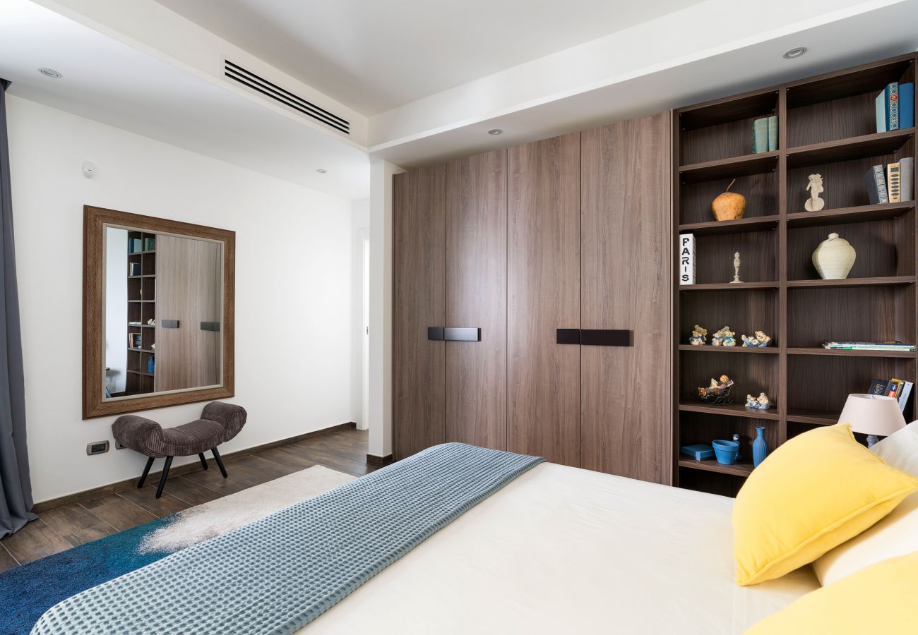 Villa a Siracusa - Lussuosa villa con piscina e accesso al mare, Plemmirio, Siracusa
