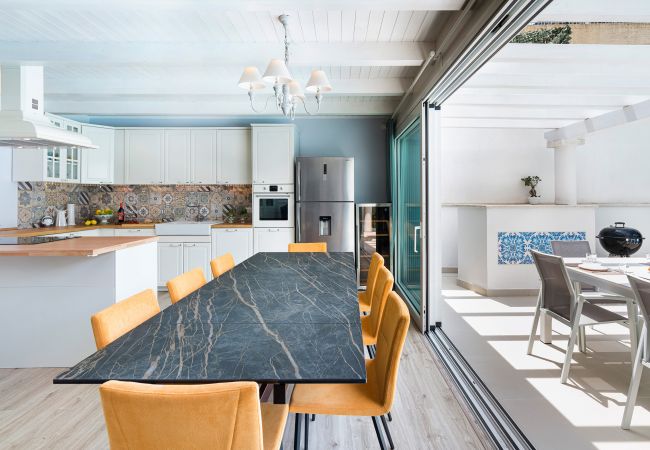 Villa a Castelmola - Villa con piscina a Castelmola, Taormina Villa a Castelmola - Villa con piscina a Castelmola, Taormina