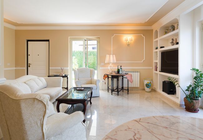 Villa a Castelmola - Villa con piscina a Castelmola, Taormina Villa a Castelmola - Villa con piscina a Castelmola, Taormina