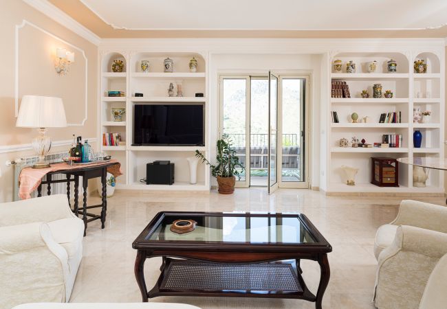 Villa a Castelmola - Villa con piscina a Castelmola, Taormina Villa a Castelmola - Villa con piscina a Castelmola, Taormina