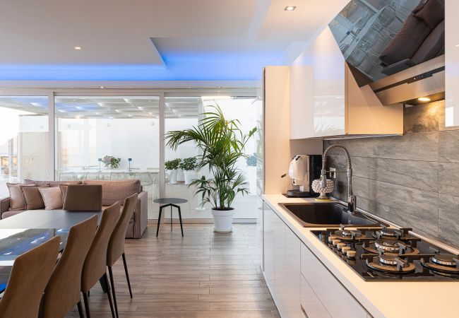 Villa a Montallegro - Splendida villa con piscina e vista mare a Bovo Marina Villa a Montallegro - Splendida villa con piscina e vista mare a Bovo Marina