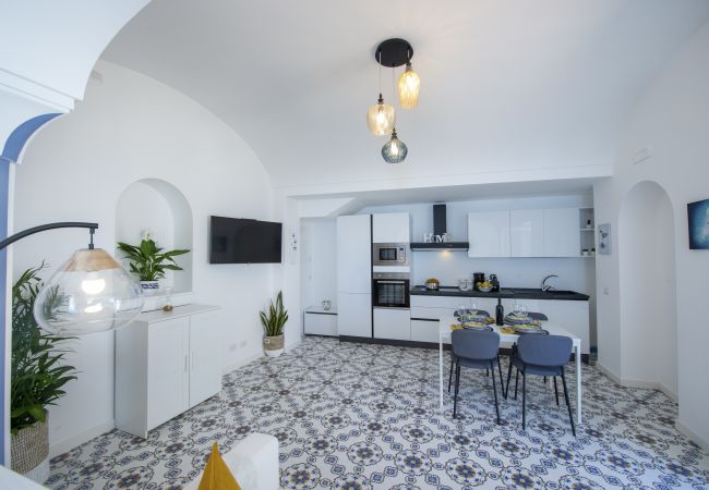 Casa a Praiano - Casa Terry - Grazioso appartamento con vista mare  Casa a Praiano - Casa Terry - Grazioso appartamento con vista mare