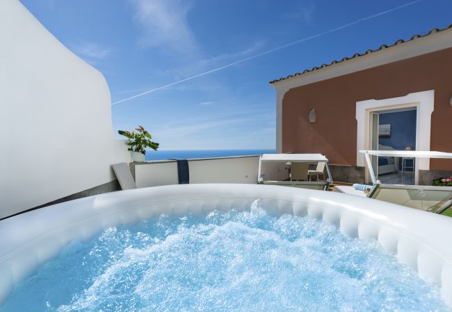 Casa a Praiano - Casa Terry - Grazioso appartamento con vista mare  Casa a Praiano - Casa Terry - Grazioso appartamento con vista mare