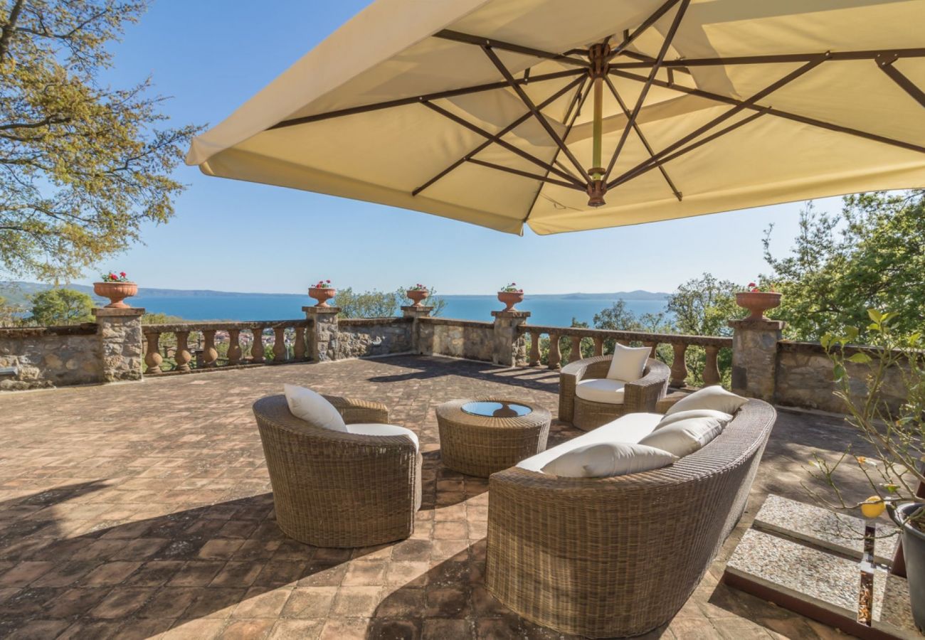Appartamento a Bolsena - Il Casale del Sughereto - appartamento in villa da sogno con piscina