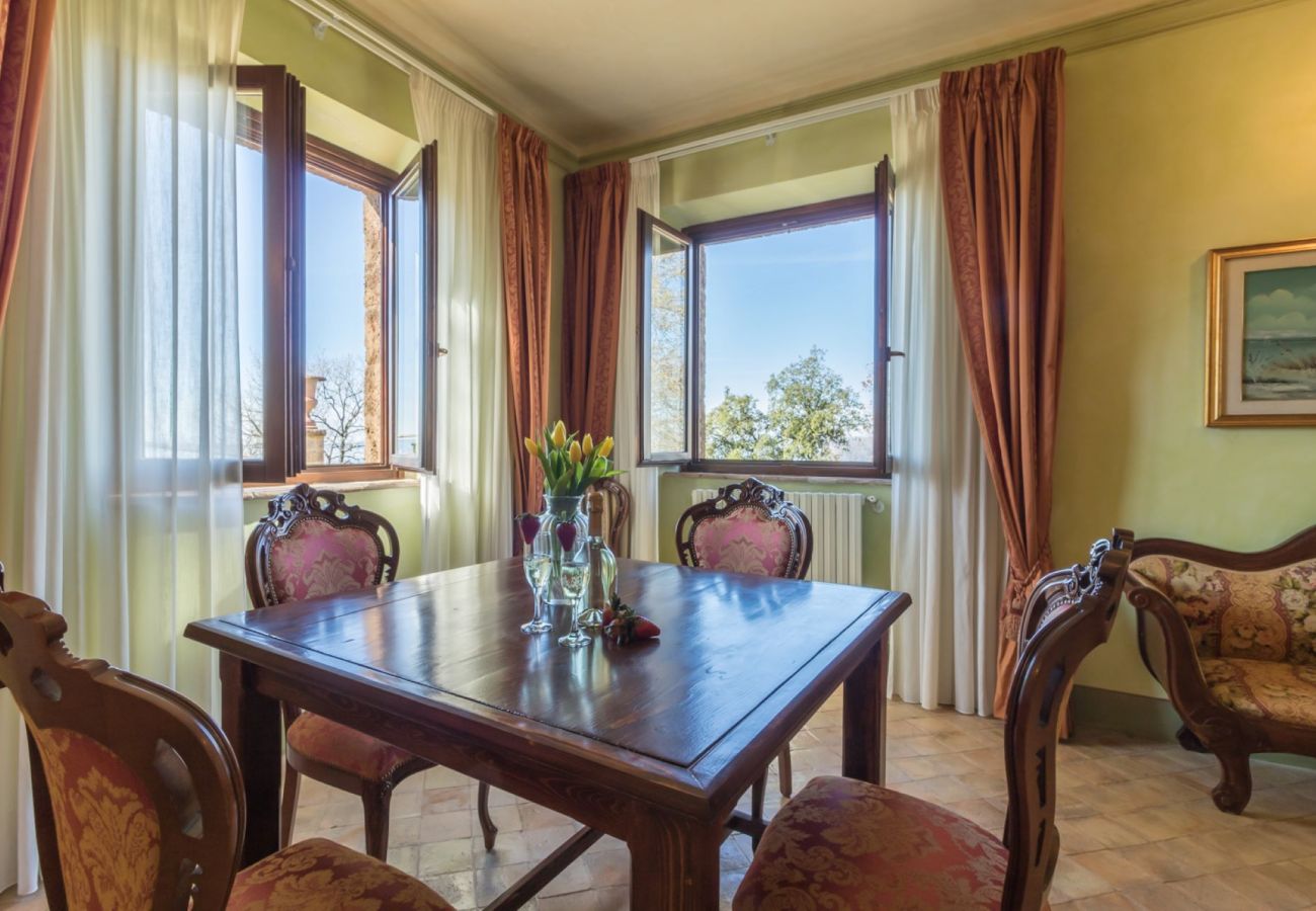Appartamento a Bolsena - Il Casale del Sughereto - appartamento in villa da sogno con piscina