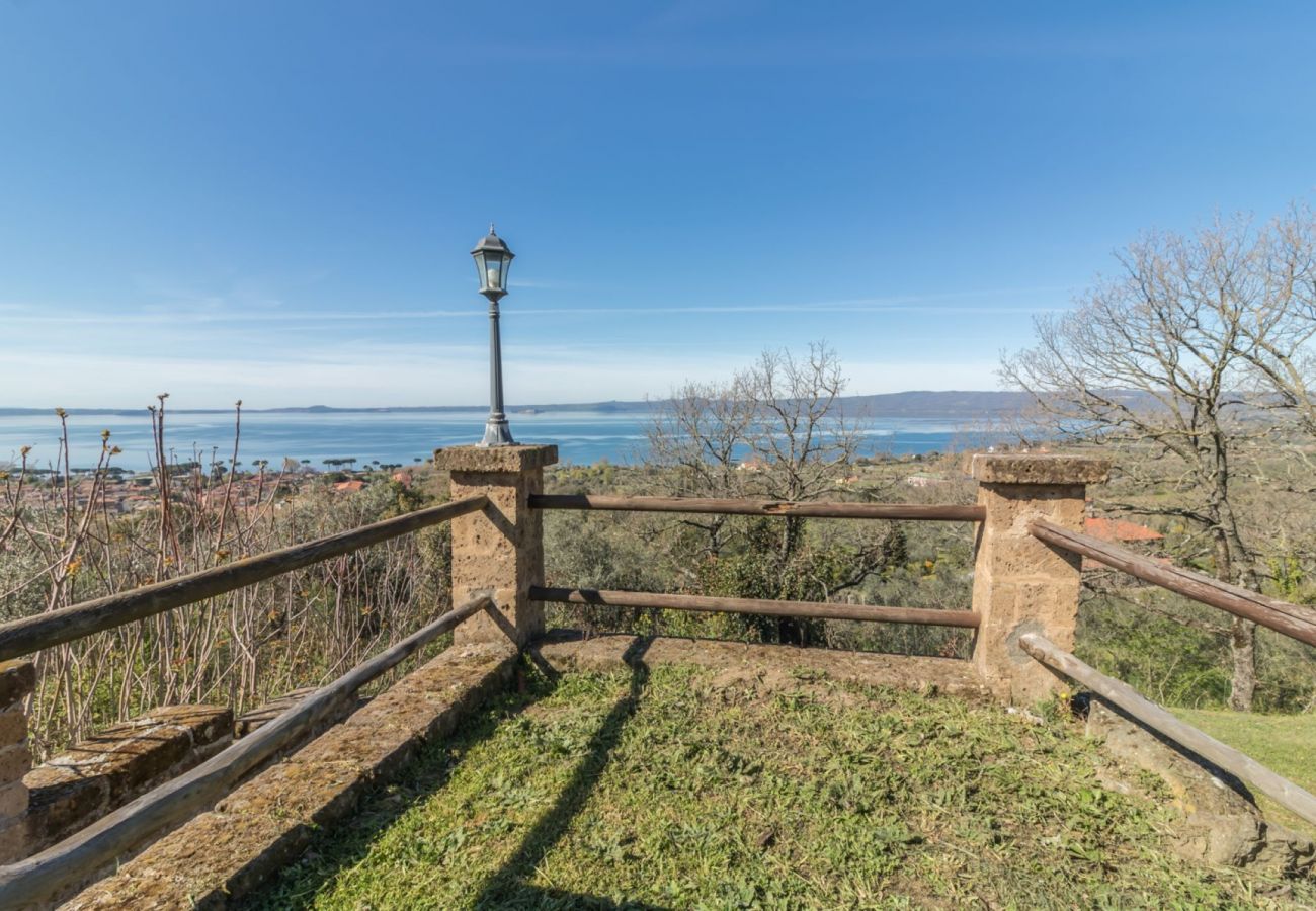 Appartamento a Bolsena - Il Casale del Sughereto - appartamento in villa da sogno con piscina