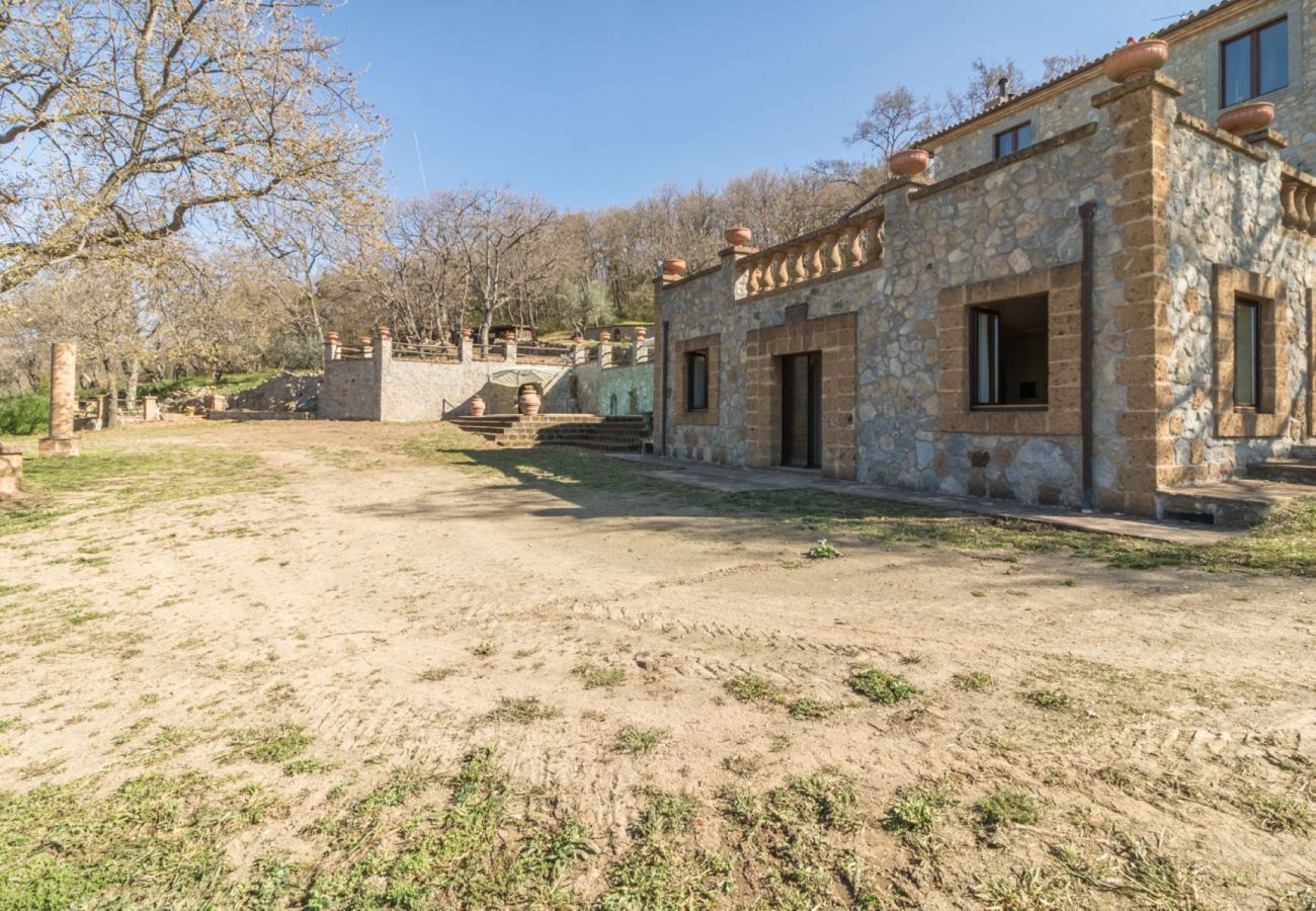 Appartamento a Bolsena - Il Casale del Sughereto - appartamento in villa da sogno con piscina