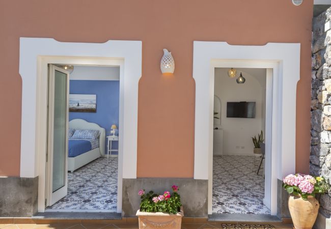 Casa a Praiano - Casa Terry - Grazioso Appartamento con vista mare Casa a Praiano - Casa Terry - Grazioso Appartamento con vista mare