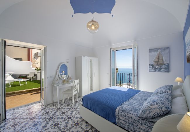 Casa a Praiano - Casa Terry - Grazioso Appartamento con vista mare Casa a Praiano - Casa Terry - Grazioso Appartamento con vista mare
