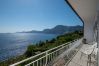 Casa a Praiano - Casa Clara - Casa Moderna con vista Mozzafiato su Capri e Positano Casa a Praiano - Casa Clara - Casa Moderna con vista Mozzafiato su Capri e Positano