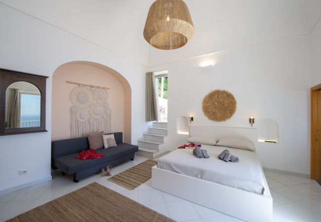 Villa a Praiano - Punta di Diamante - 200 Scalini per il Paradiso Villa a Praiano - Punta di Diamante - 200 Scalini per il Paradiso