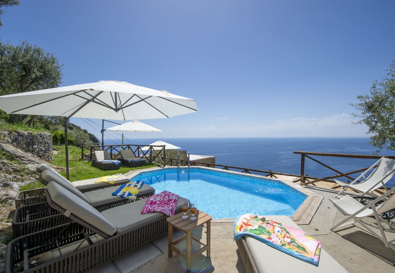 Villa a Praiano - Punta di Diamante - 200 Scalini per il Paradiso
