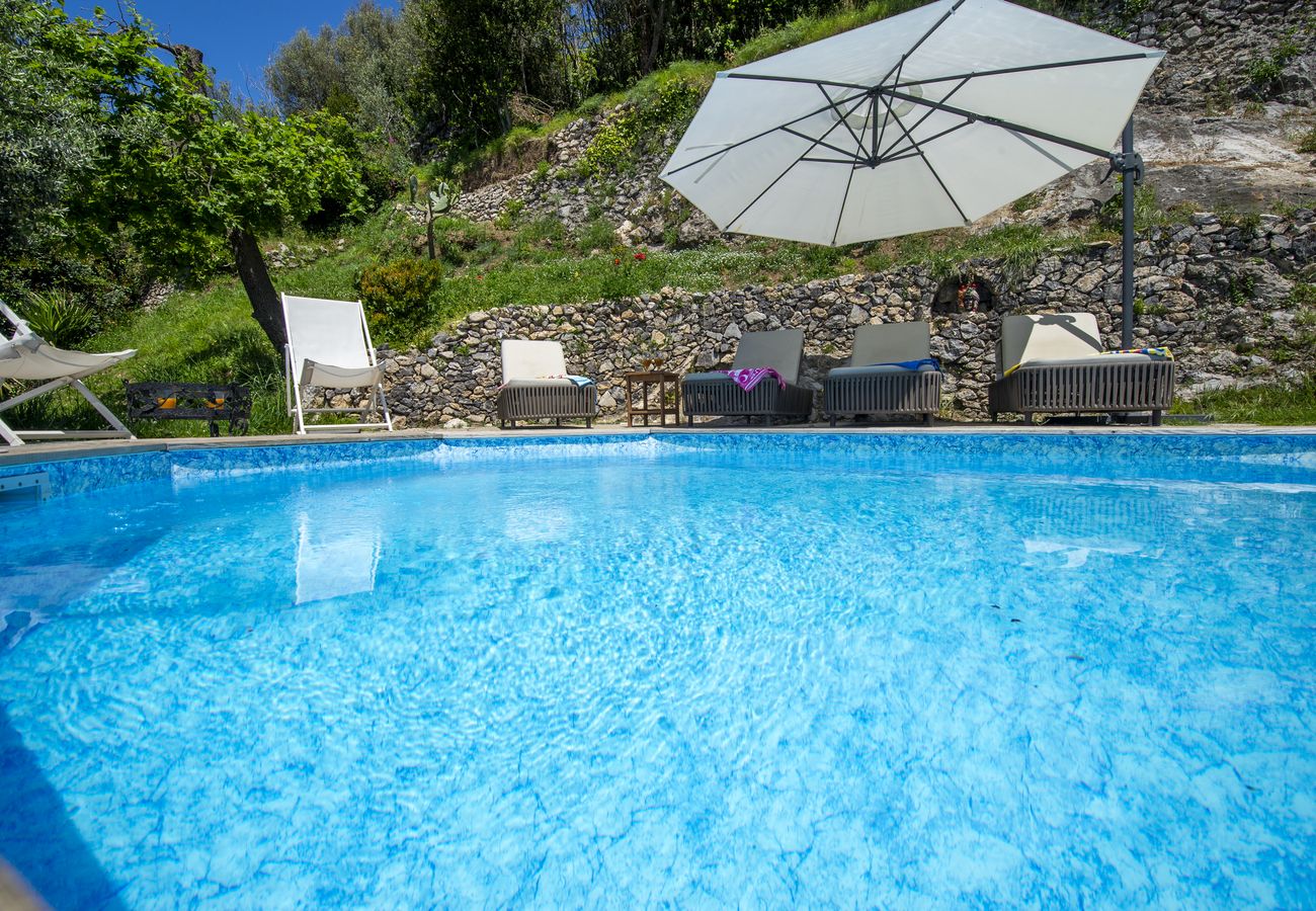 Villa a Praiano - Punta di Diamante - 200 Scalini per il Paradiso