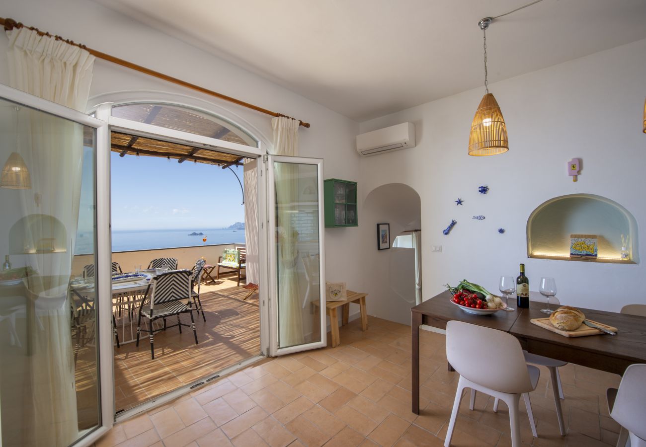 Villa a Praiano - Punta di Diamante - 200 Scalini per il Paradiso