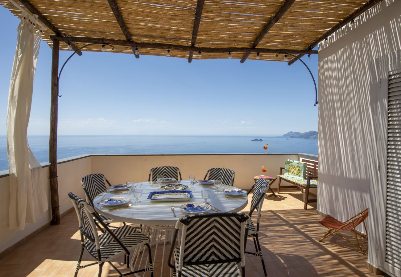 Villa a Praiano - Punta di Diamante - 200 Scalini per il Paradiso