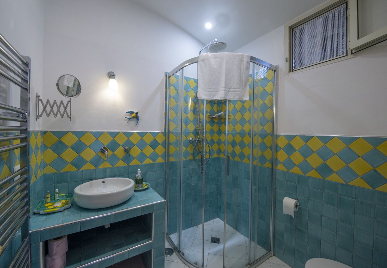 Villa a Praiano - Punta di Diamante - 200 Scalini per il Paradiso