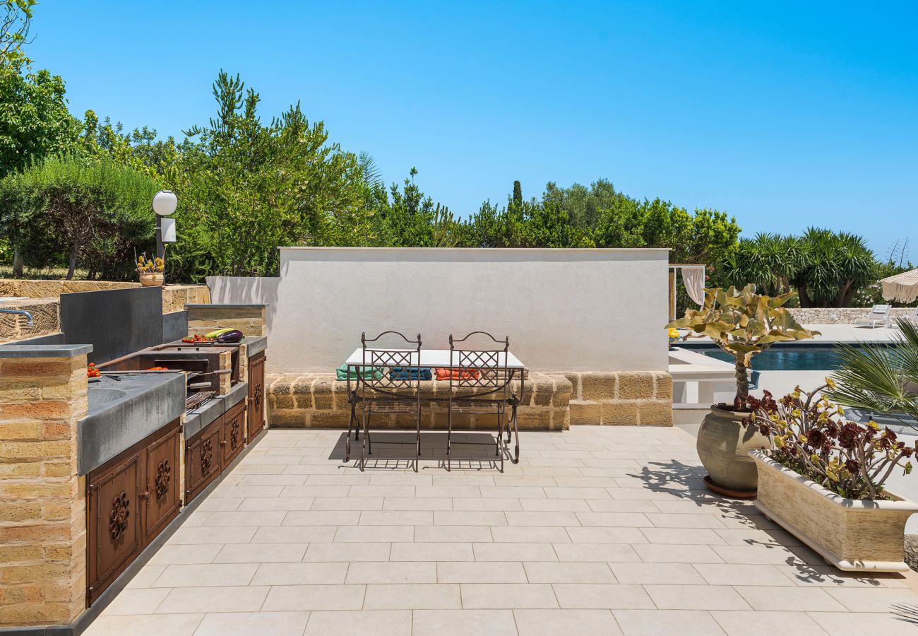 Villa a Noto - Splendida villa con piscina , Noto - DiCasaInSIcilia