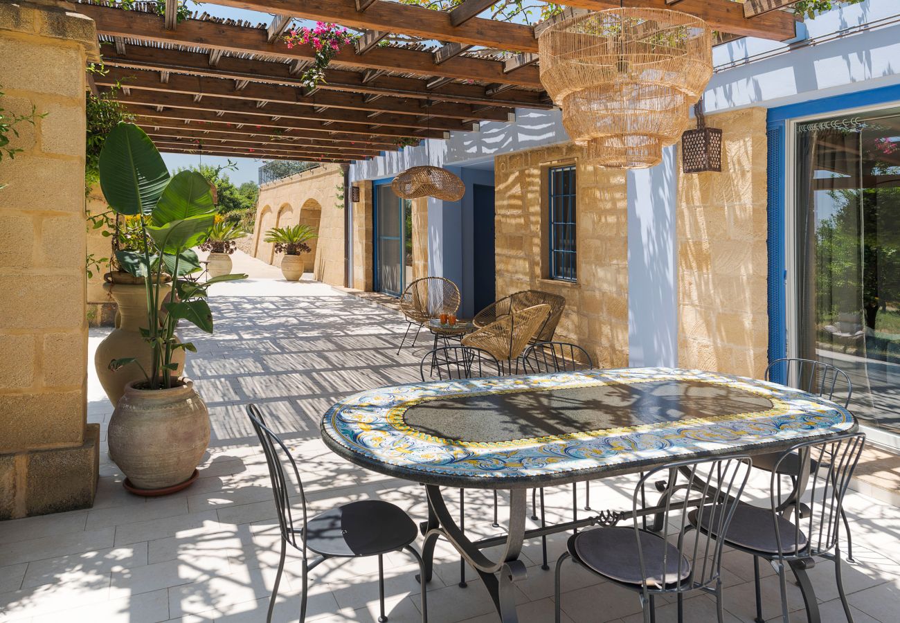 Villa a Noto - Splendida villa con piscina , Noto - DiCasaInSIcilia
