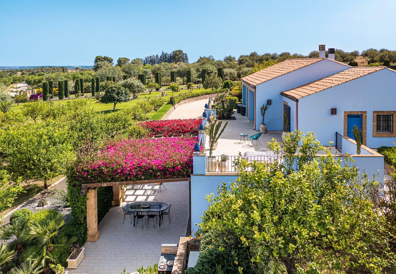 Villa a Noto - Splendida villa con piscina , Noto - DiCasaInSIcilia