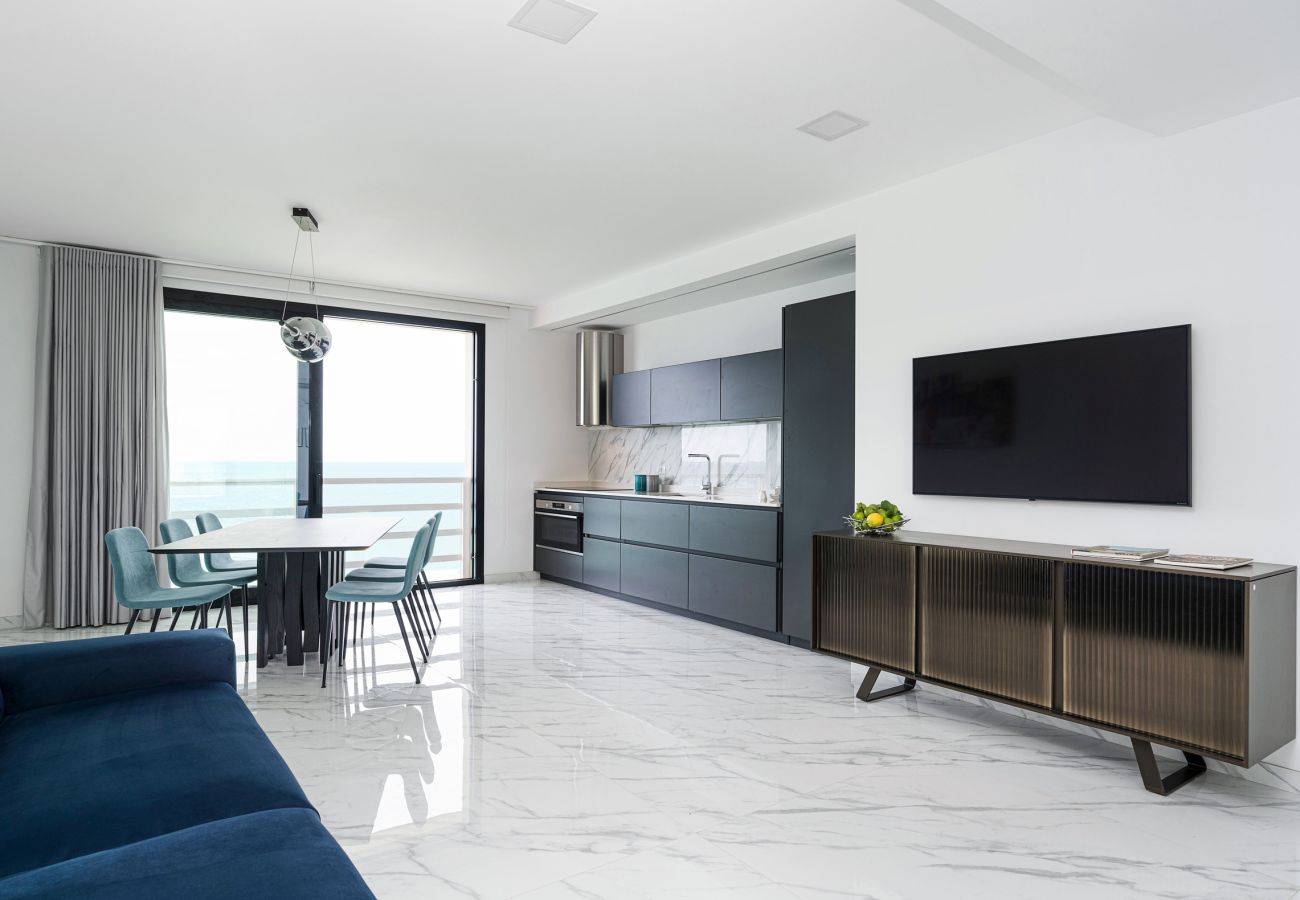 Villa a Noto - Splendida villa con jacuzzi e vista mare a Lido di Noto