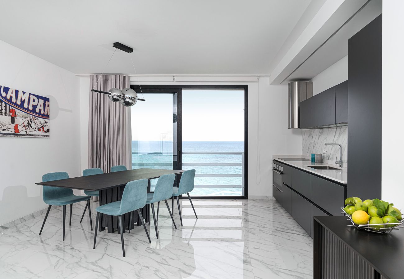 Villa a Noto - Splendida villa con jacuzzi e vista mare a Lido di Noto