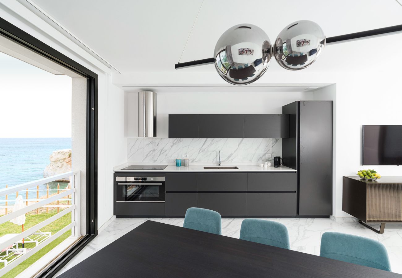 Villa a Noto - Splendida villa con jacuzzi e vista mare a Lido di Noto