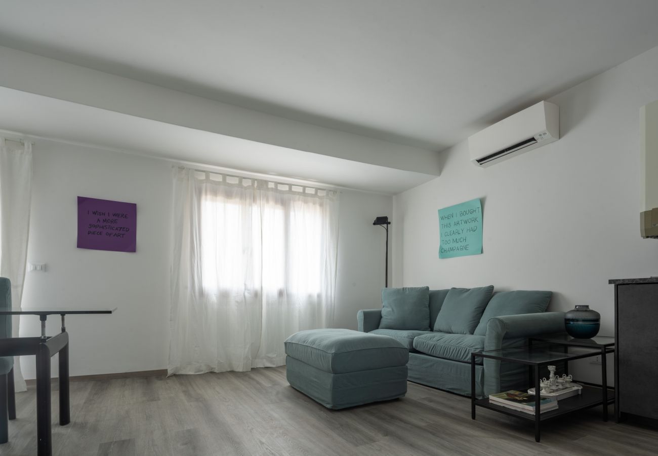 Appartamento a Santa Croce - Bright Apartment on Venetian Roofs R&R