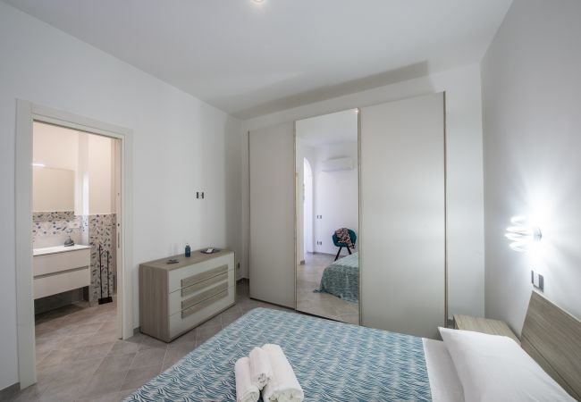 Casa a Praiano - La Dimora di Euribia - Sospesa tra cielo e mare  Casa a Praiano - La Dimora di Euribia - Sospesa tra cielo e mare
