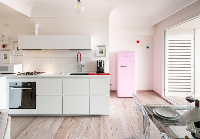 Appartamento a Letojanni - Appartamento con terrazza fronte mare a Letojanni Appartamento a Letojanni - Appartamento con terrazza fronte mare a Letojanni