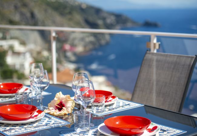 Villa a Praiano - Villa Ecuba - Villa per gruppi in posizione strategica Villa a Praiano - Villa Ecuba - Villa per gruppi in posizione strategica