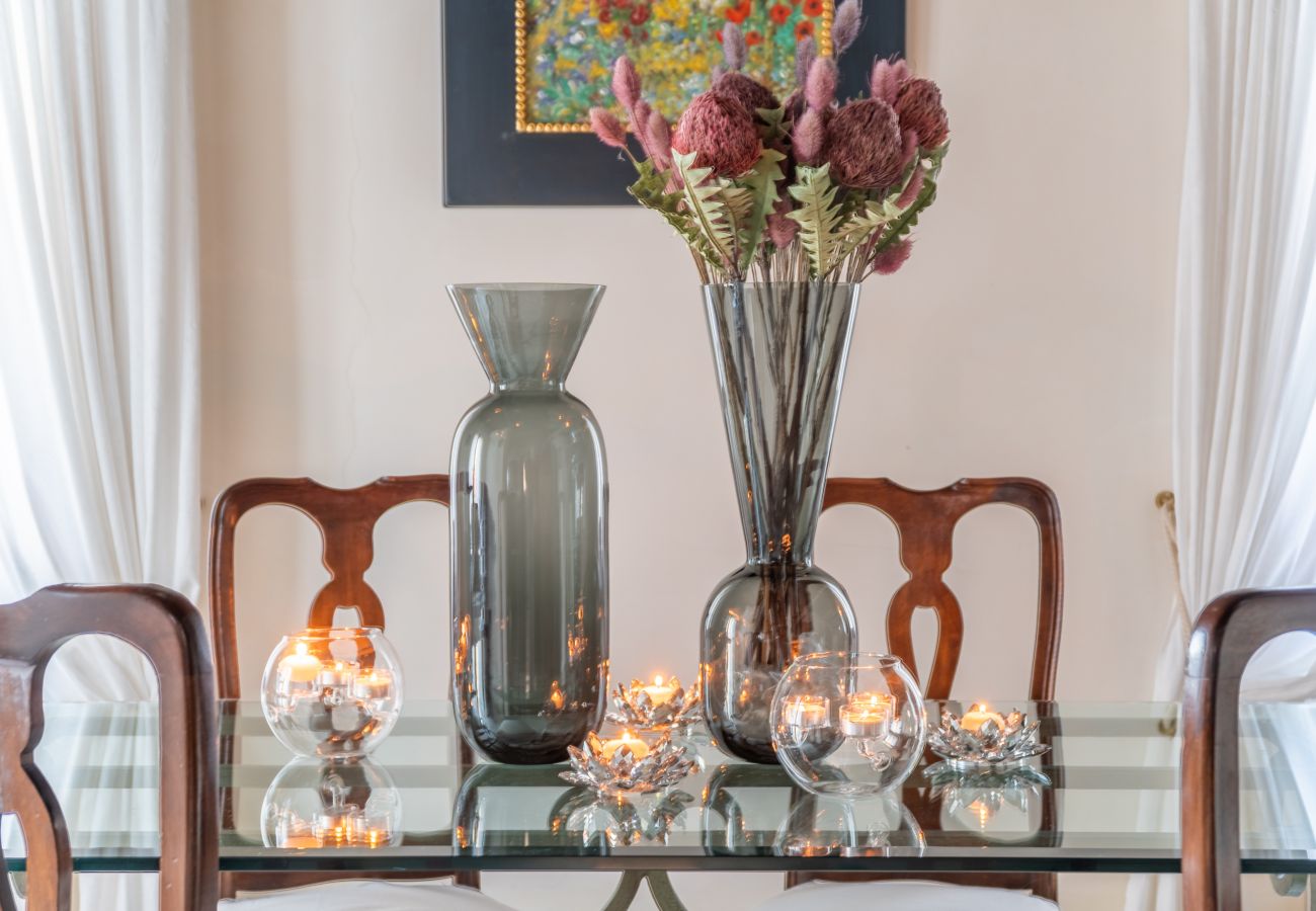 Appartamento a Venezia -   Independent Mansion Overlooking the Canal R&R