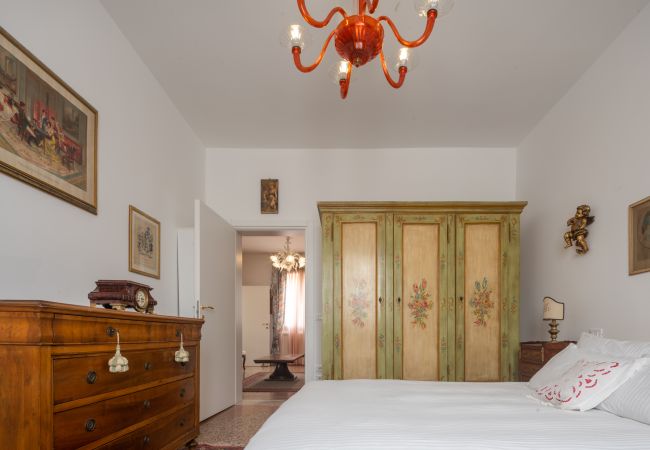 Appartamento a Venezia - Tiepolo Apartment in the Biennale District R&R Appartamento a Venezia - Tiepolo Apartment in the Biennale District R&R