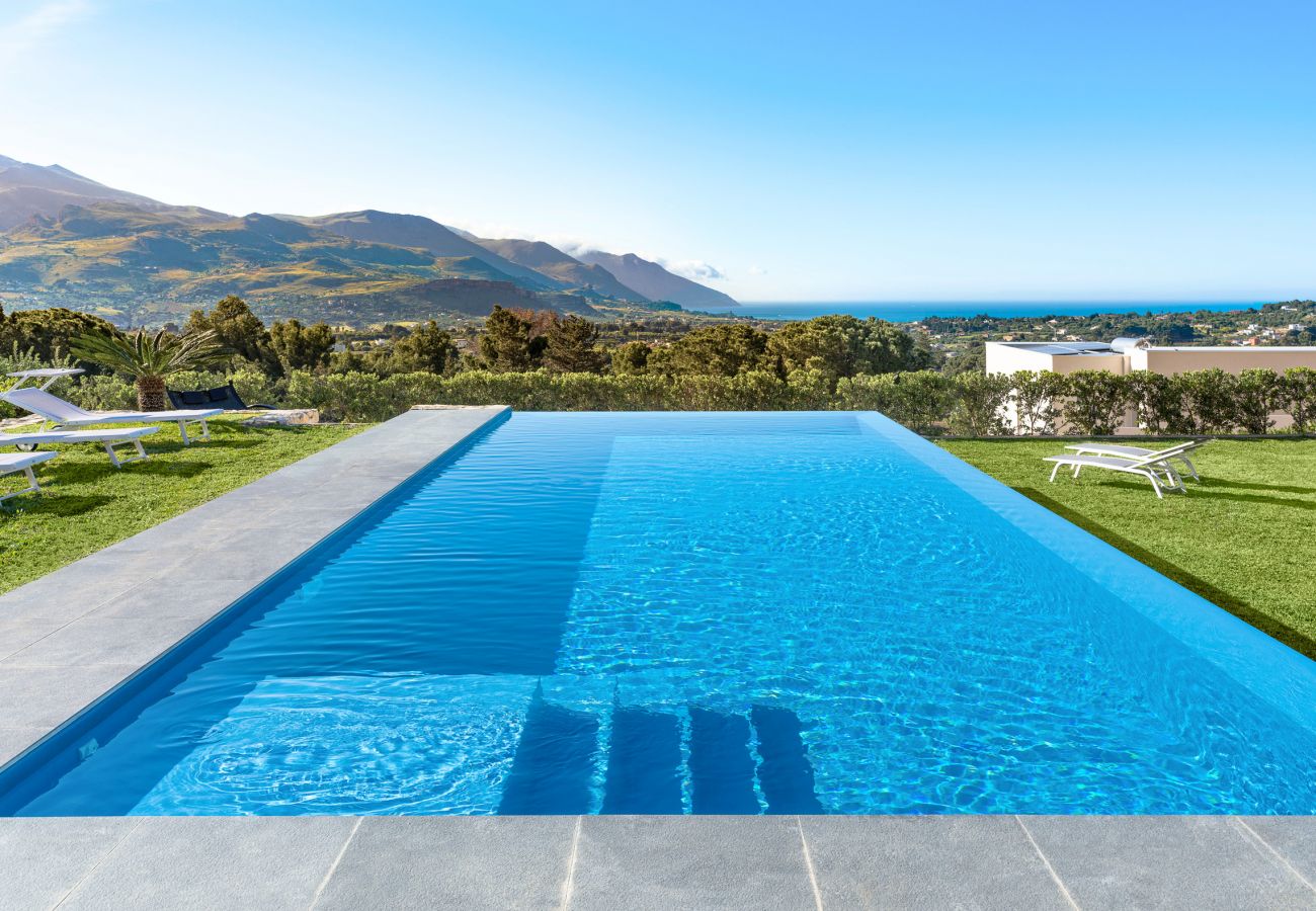 Villa a Castellammare del Golfo - Fantastica villa con piscina e vista mare, Castellammare del Golfo