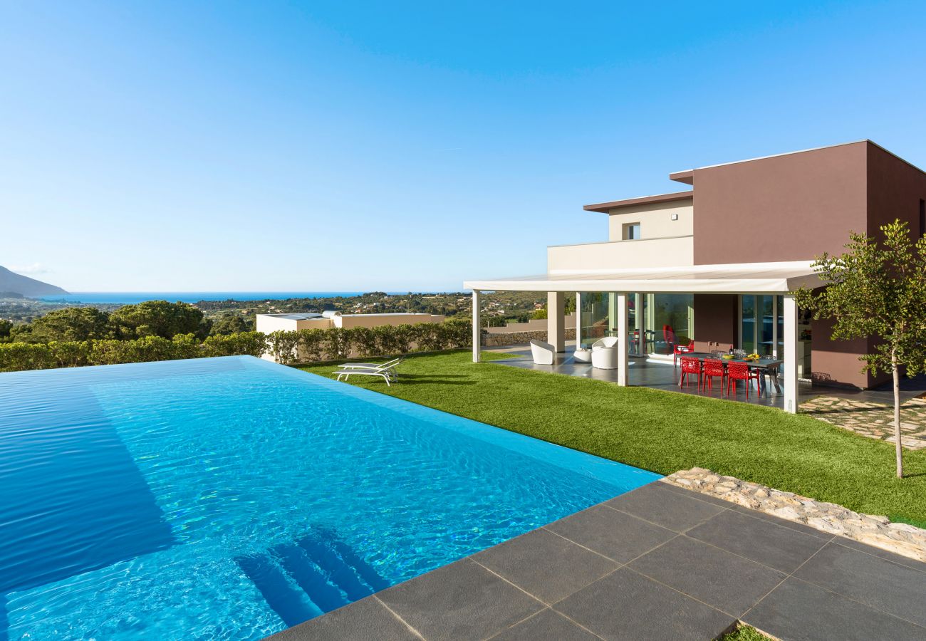 Villa a Castellammare del Golfo - Fantastica villa con piscina e vista mare, Castellammare del Golfo