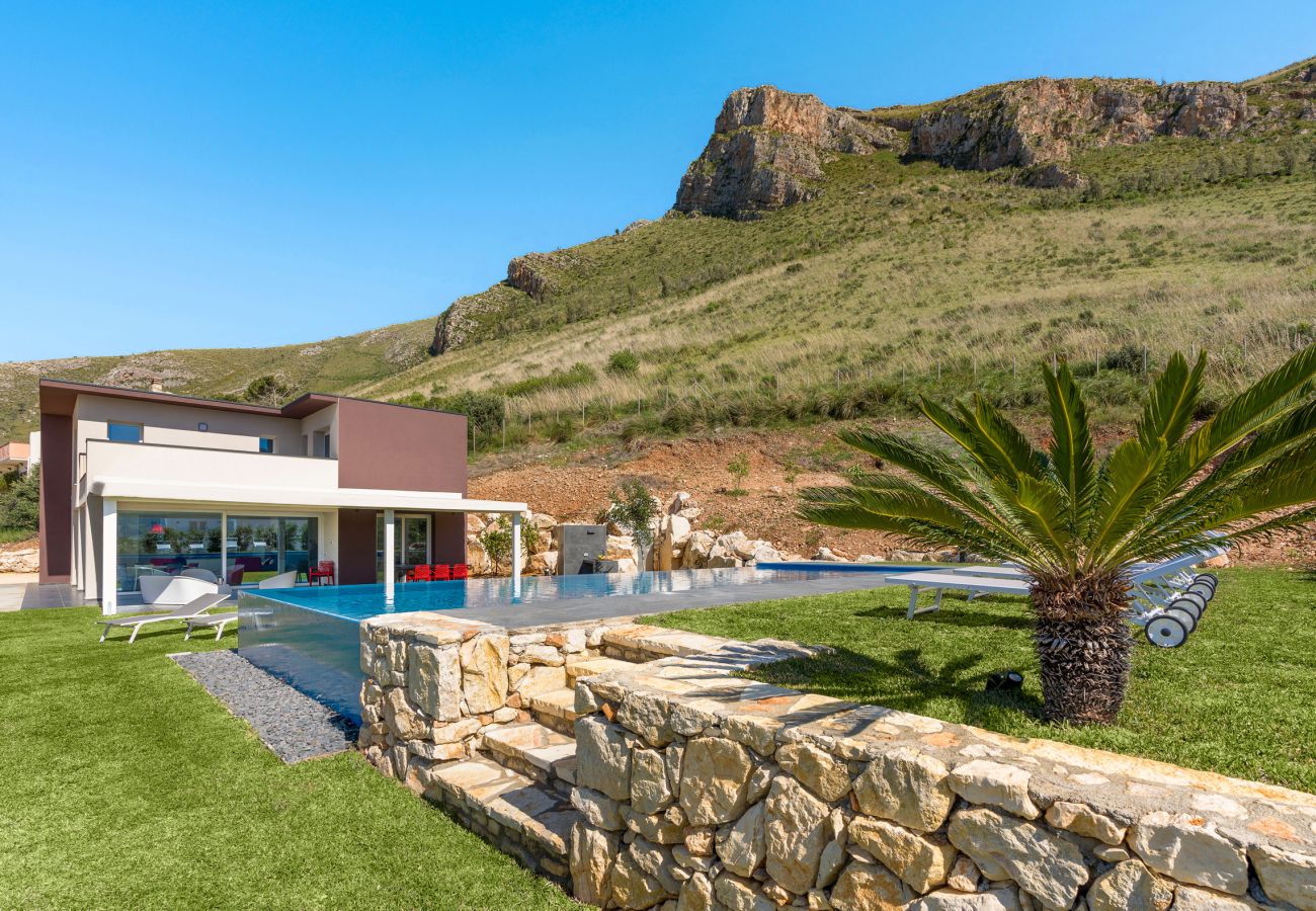 Villa a Castellammare del Golfo - Fantastica villa con piscina e vista mare, Castellammare del Golfo