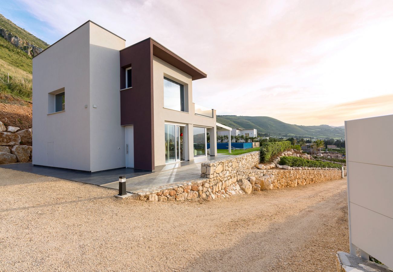 Villa a Castellammare del Golfo - Fantastica villa con piscina e vista mare, Castellammare del Golfo