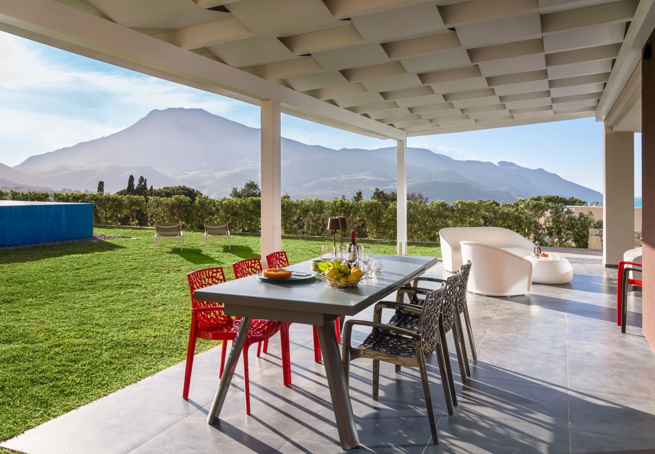 Villa a Castellammare del Golfo - Fantastica villa con piscina e vista mare, Castellammare del Golfo