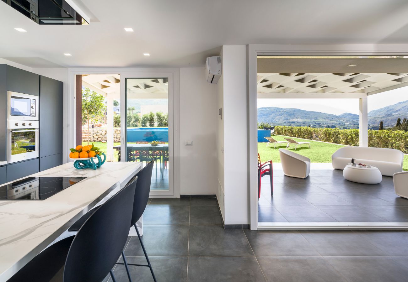 Villa a Castellammare del Golfo - Fantastica villa con piscina e vista mare, Castellammare del Golfo