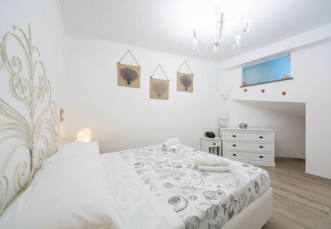 Villa a Maiori - Luxury Villa Vittoria- Villa con giardino, piscina e jacuzzi vista mare  Villa a Maiori - Luxury Villa Vittoria- Villa con giardino, piscina e jacuzzi vista mare