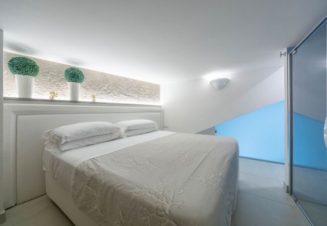 Villa a Maiori - Luxury Villa Vittoria- Villa con giardino, piscina e jacuzzi vista mare  Villa a Maiori - Luxury Villa Vittoria- Villa con giardino, piscina e jacuzzi vista mare