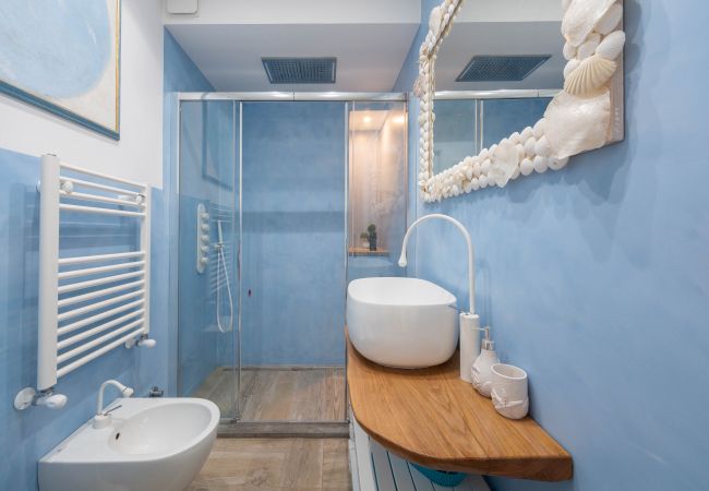 Villa a Maiori - Luxury Villa Vittoria- Villa con giardino, piscina e jacuzzi vista mare  Villa a Maiori - Luxury Villa Vittoria- Villa con giardino, piscina e jacuzzi vista mare