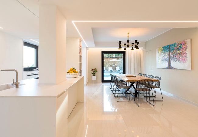 Villa a Savoca - Esclusiva villa con piscina a pochi KM da Taormina Villa a Savoca - Esclusiva villa con piscina a pochi KM da Taormina