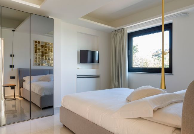 Villa a Savoca - Esclusiva villa con piscina a pochi KM da Taormina Villa a Savoca - Esclusiva villa con piscina a pochi KM da Taormina