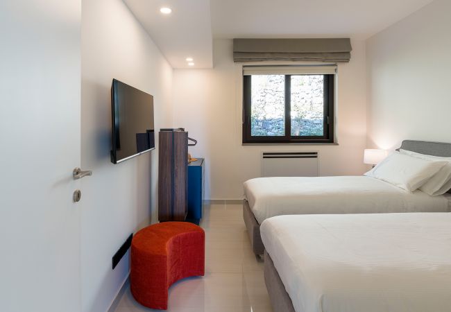 Villa a Savoca - Esclusiva villa con piscina a pochi KM da Taormina Villa a Savoca - Esclusiva villa con piscina a pochi KM da Taormina