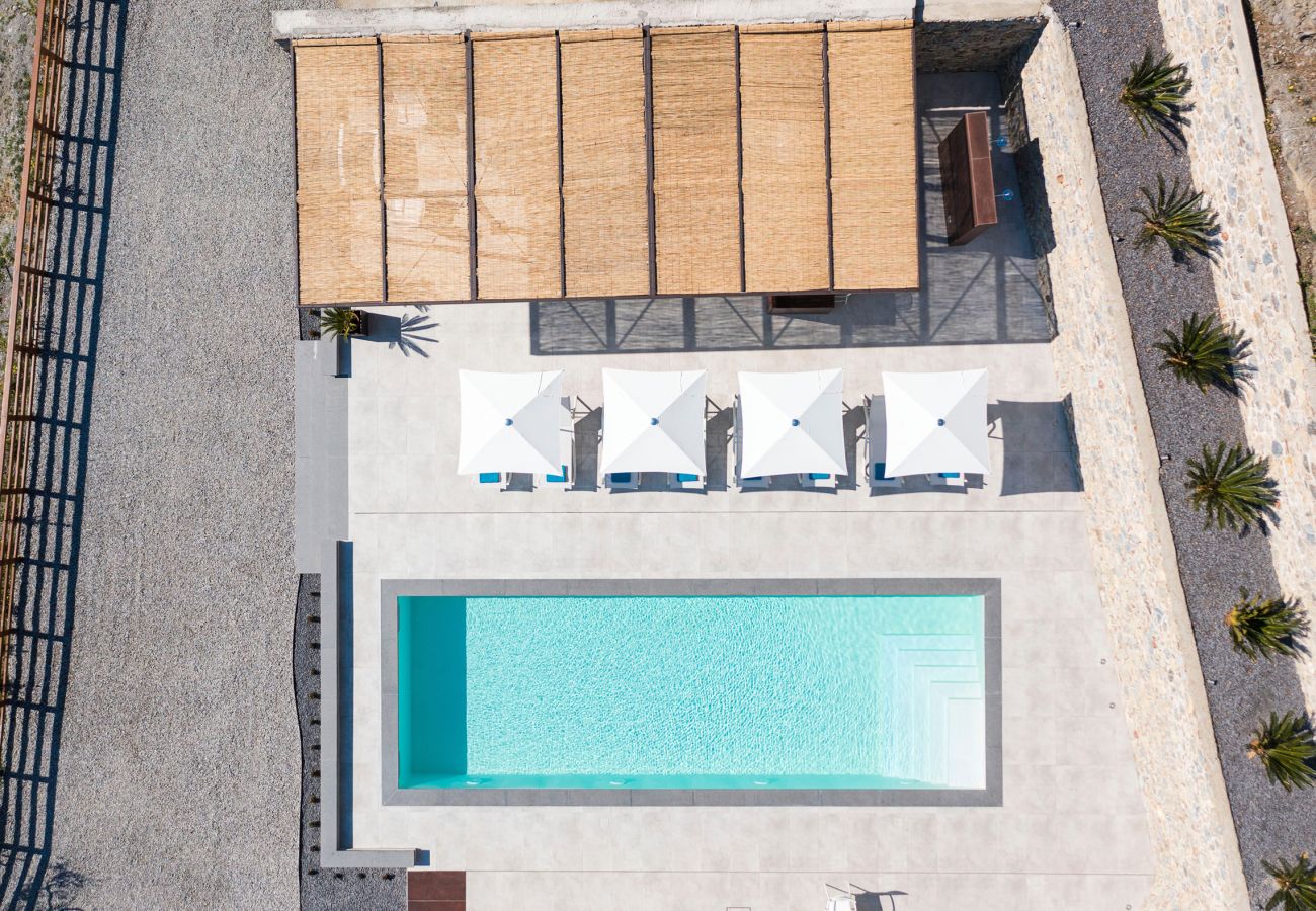 Villa a Savoca - Esclusiva villa con piscina a pochi KM da Taormina