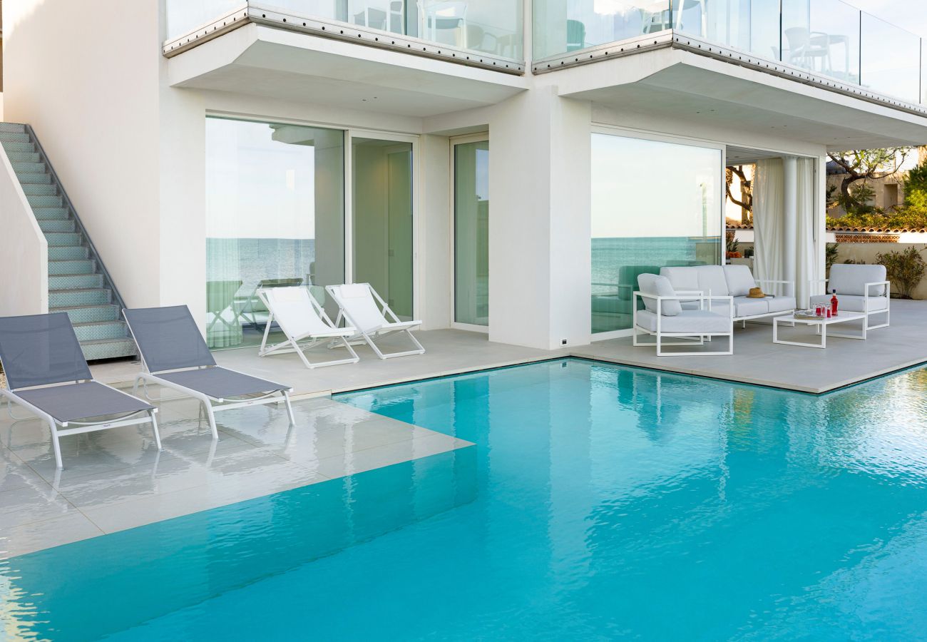 Villa a Noto - Villa di lusso con piscina fronte mare a Lido di Noto